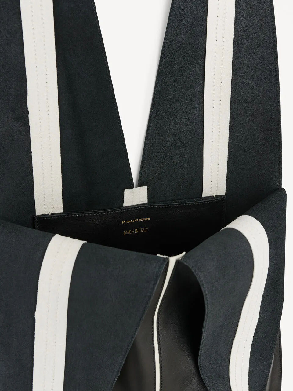 Iyla Handbag