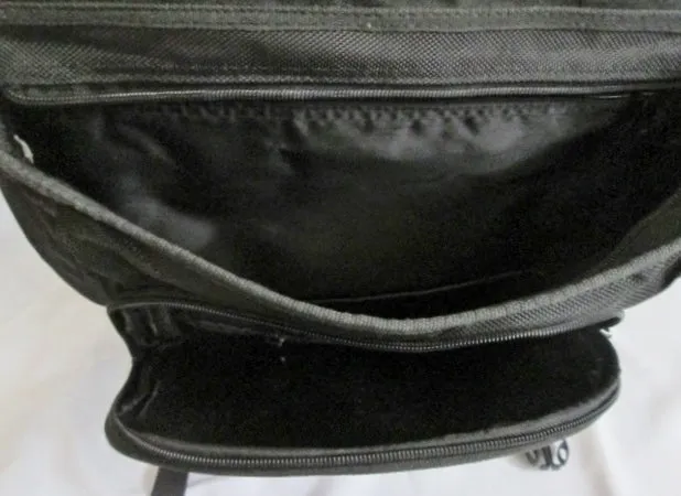 THE NORTH FACE Travel Book Bag Canvas Crossbody Messenger BLACK Man Purse Pockets