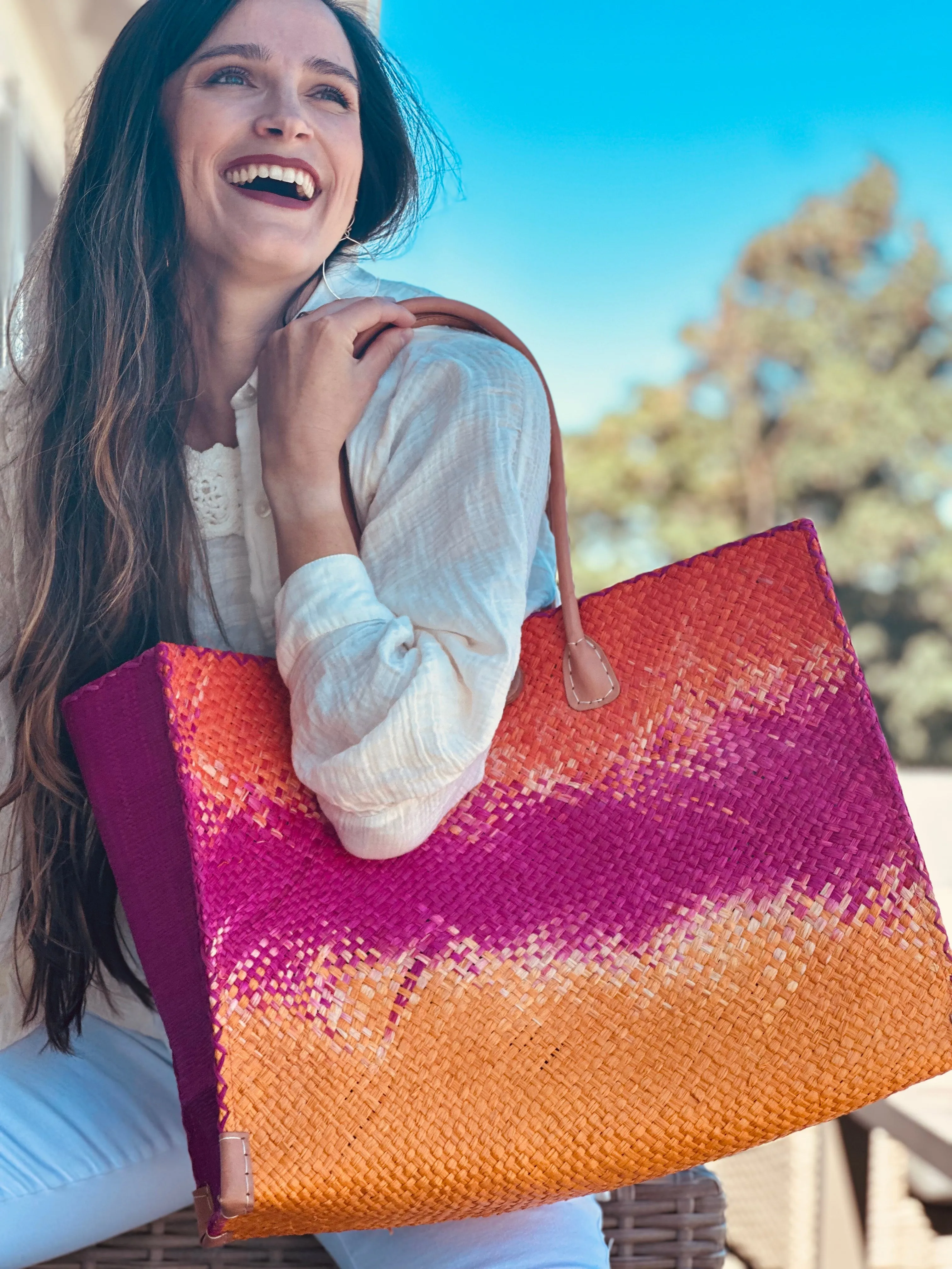 Zafran Holden Ombre Straw Beach Bag